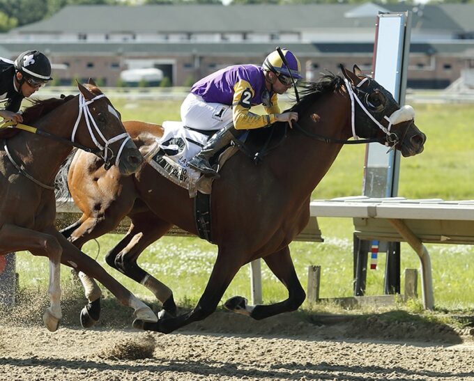 Owendale bests Math Wizard in the Ohio Derby (G3) - JJ Zamaiko photo