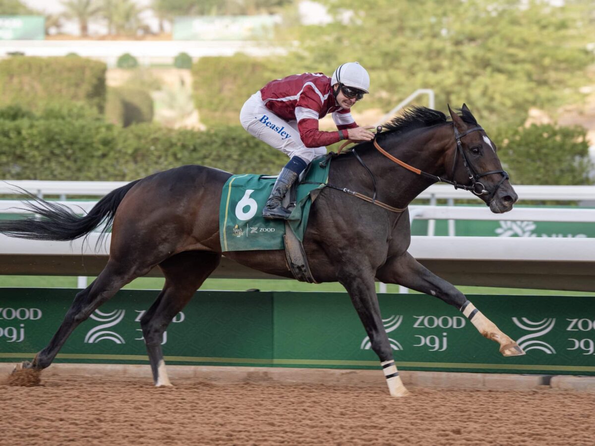 3yo colt Golden Vekoma captures the 2025 Saudi Derby (G3) | Mathea Kelley photo