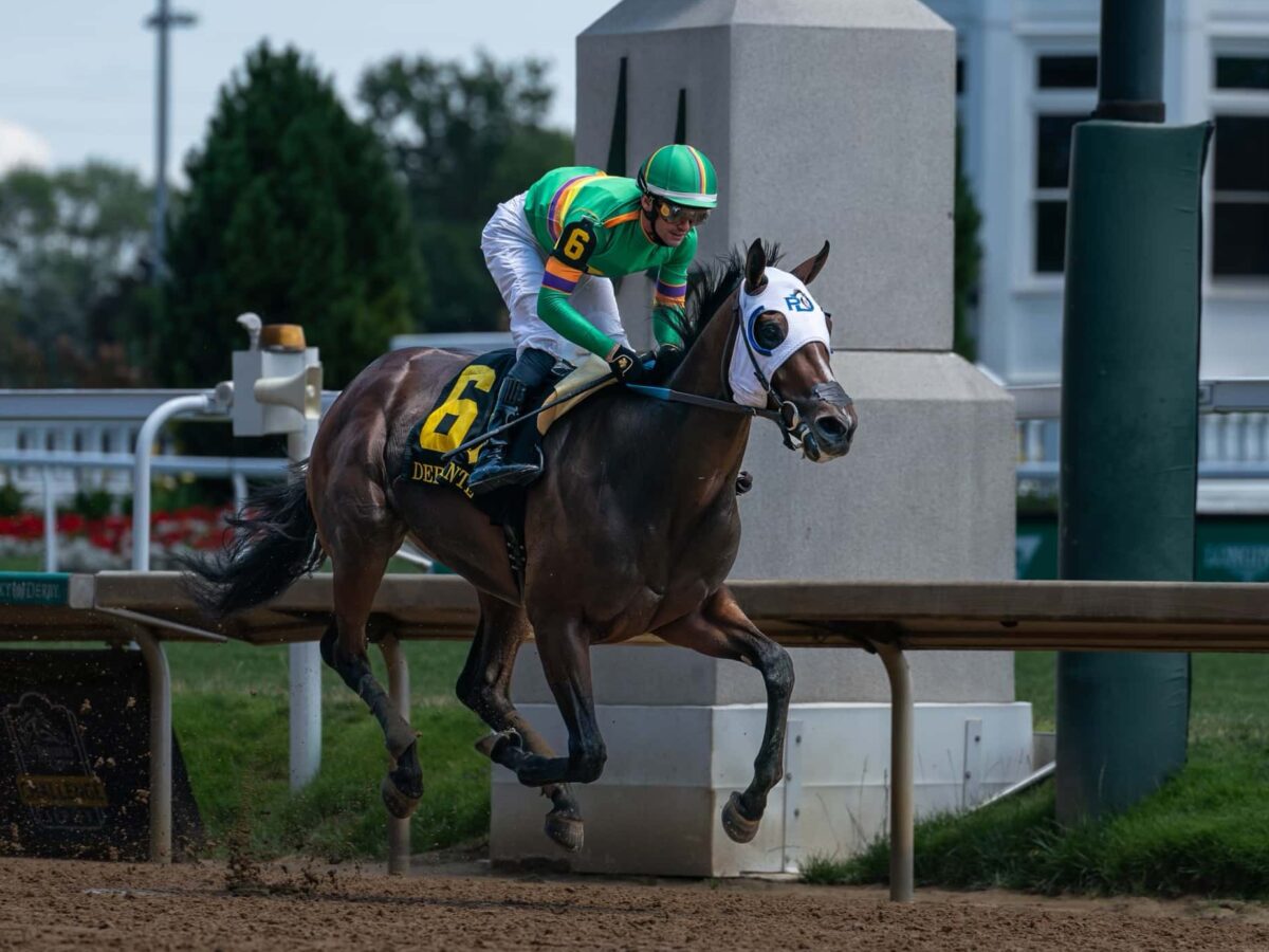 2yo filly Vodka With a Twist wins the 2024 Debutante S. at Churchill Downs | Nicole Finch photo