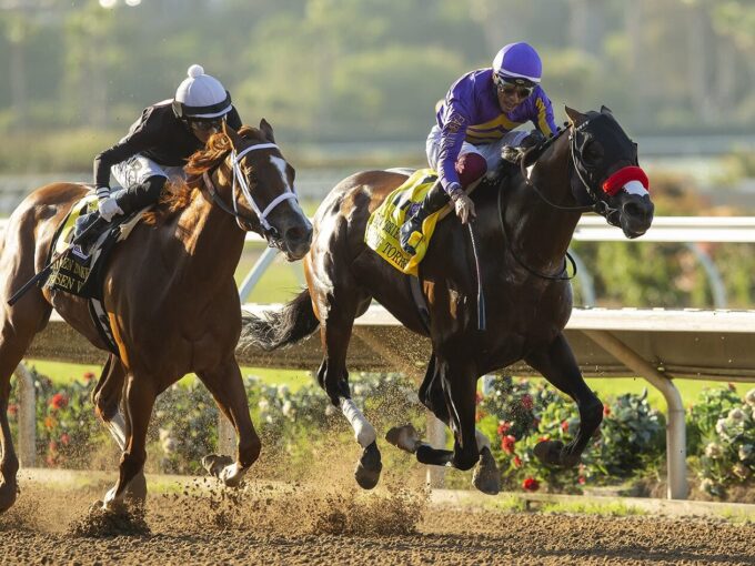 3yo Raging Torrent beats G1 winner The Chosen Vron & elders in Del Mar's G2 Pat O'Brien | Benoit photo