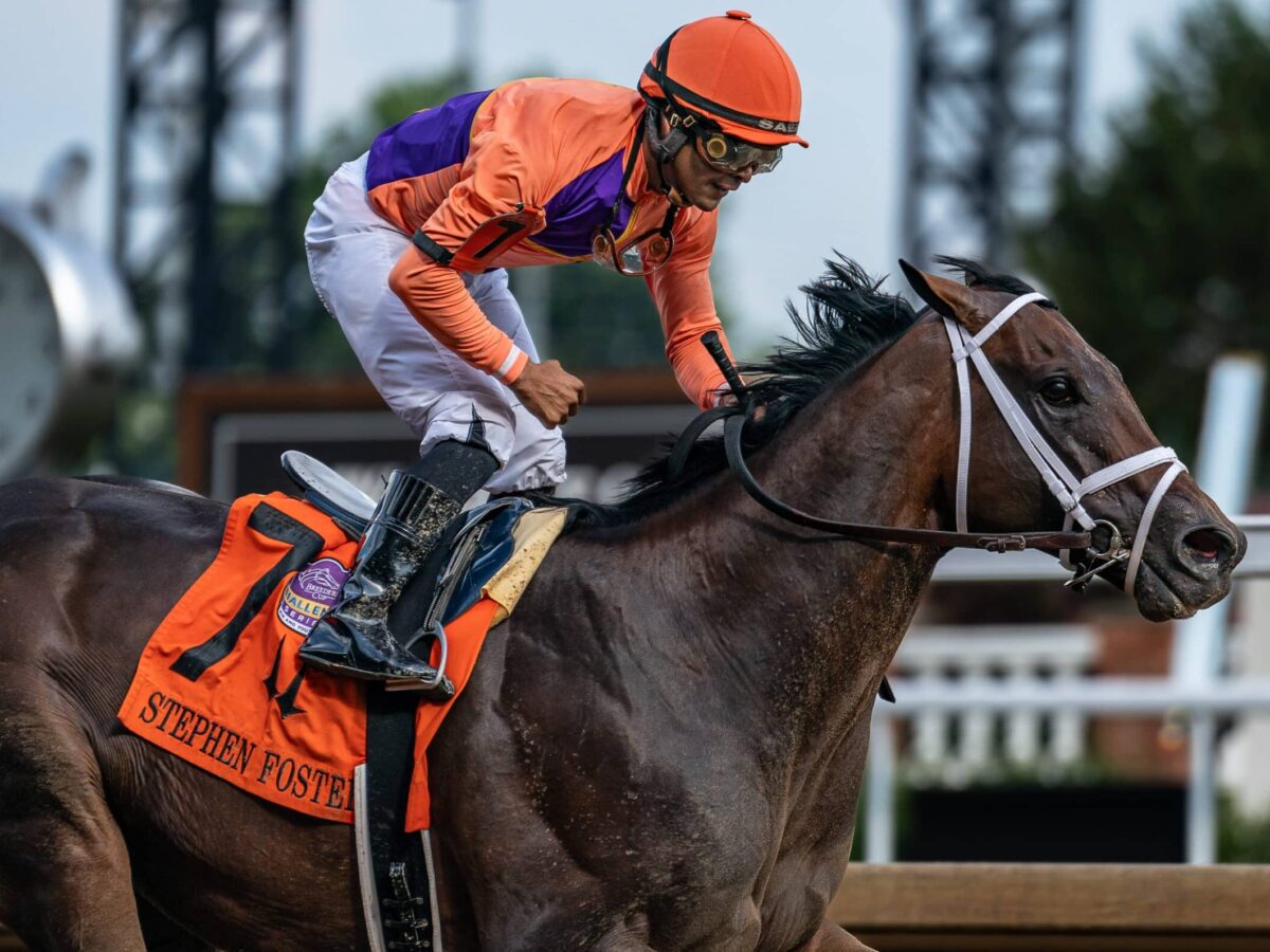 Kingsbarns wins the 2024 Stephen Foster S. (G1) at Churchill Downs | Nicole Finch photo